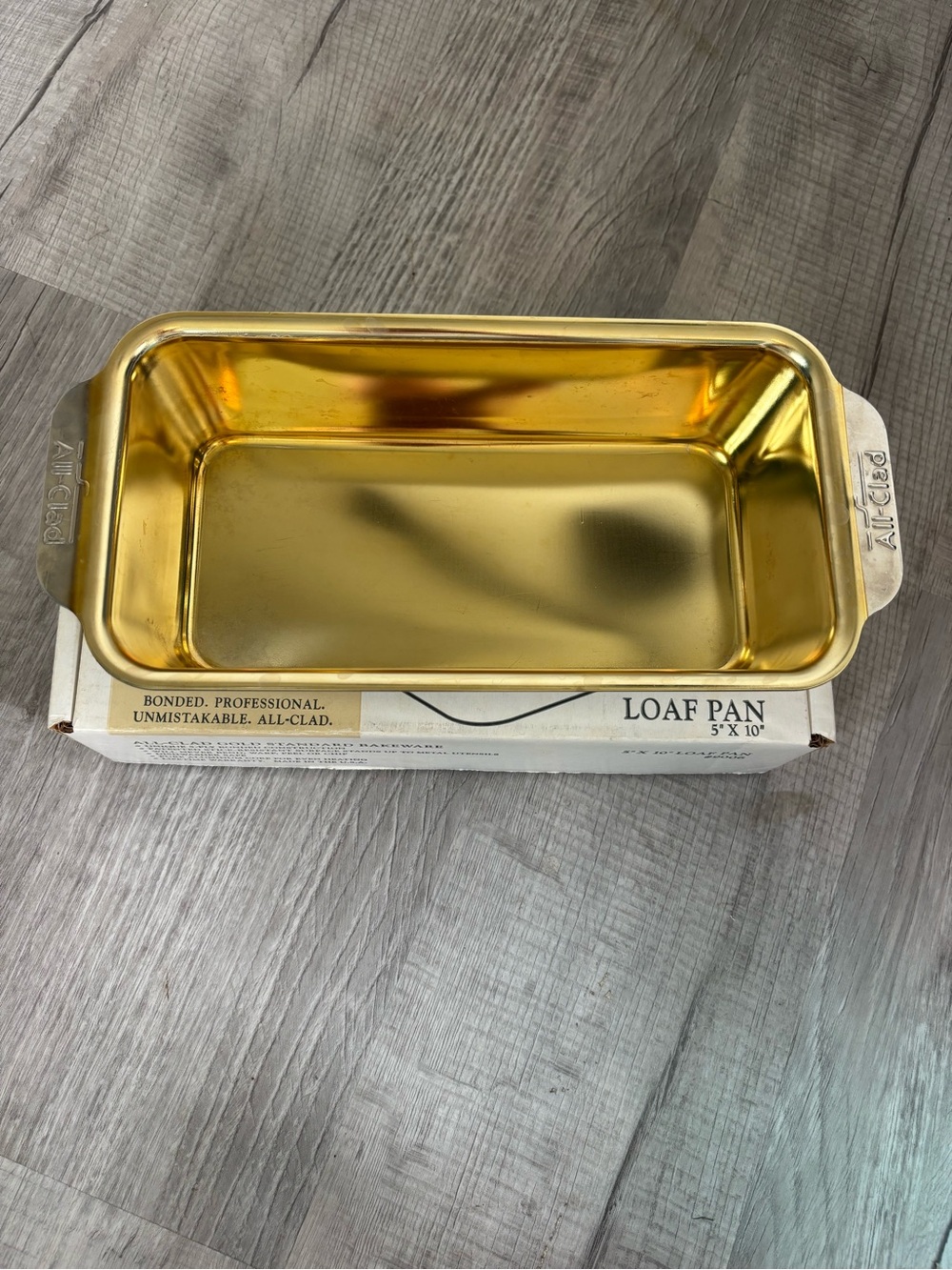 All-Clad Gold-Interior Loaf Pan - Gold - Picture 2 of 9